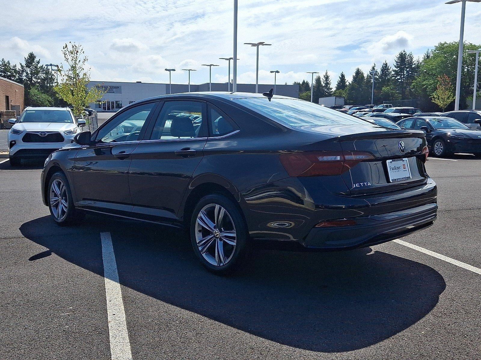 2024 Volkswagen Jetta SE Auto