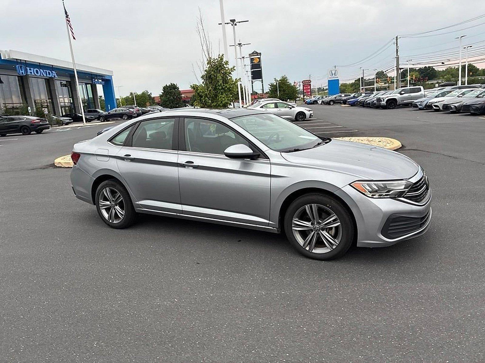 2024 Volkswagen Jetta SE Auto