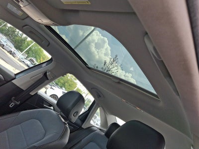 2025 Volkswagen Jetta SE Auto