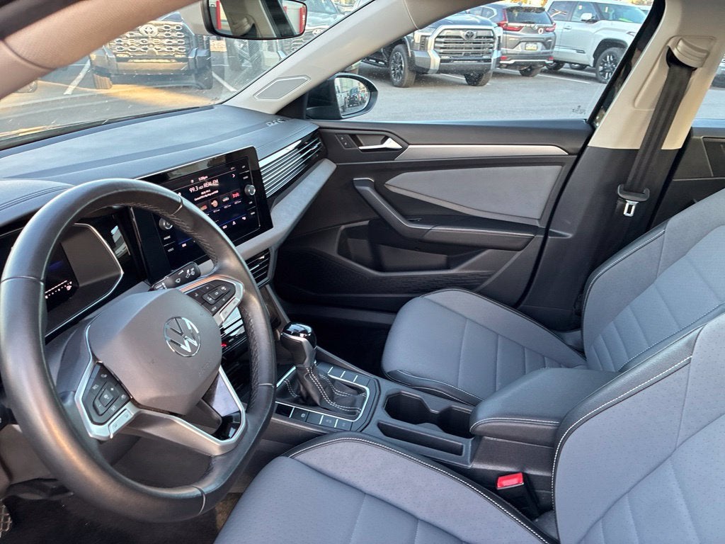 2025 Volkswagen Jetta 1.5T SE