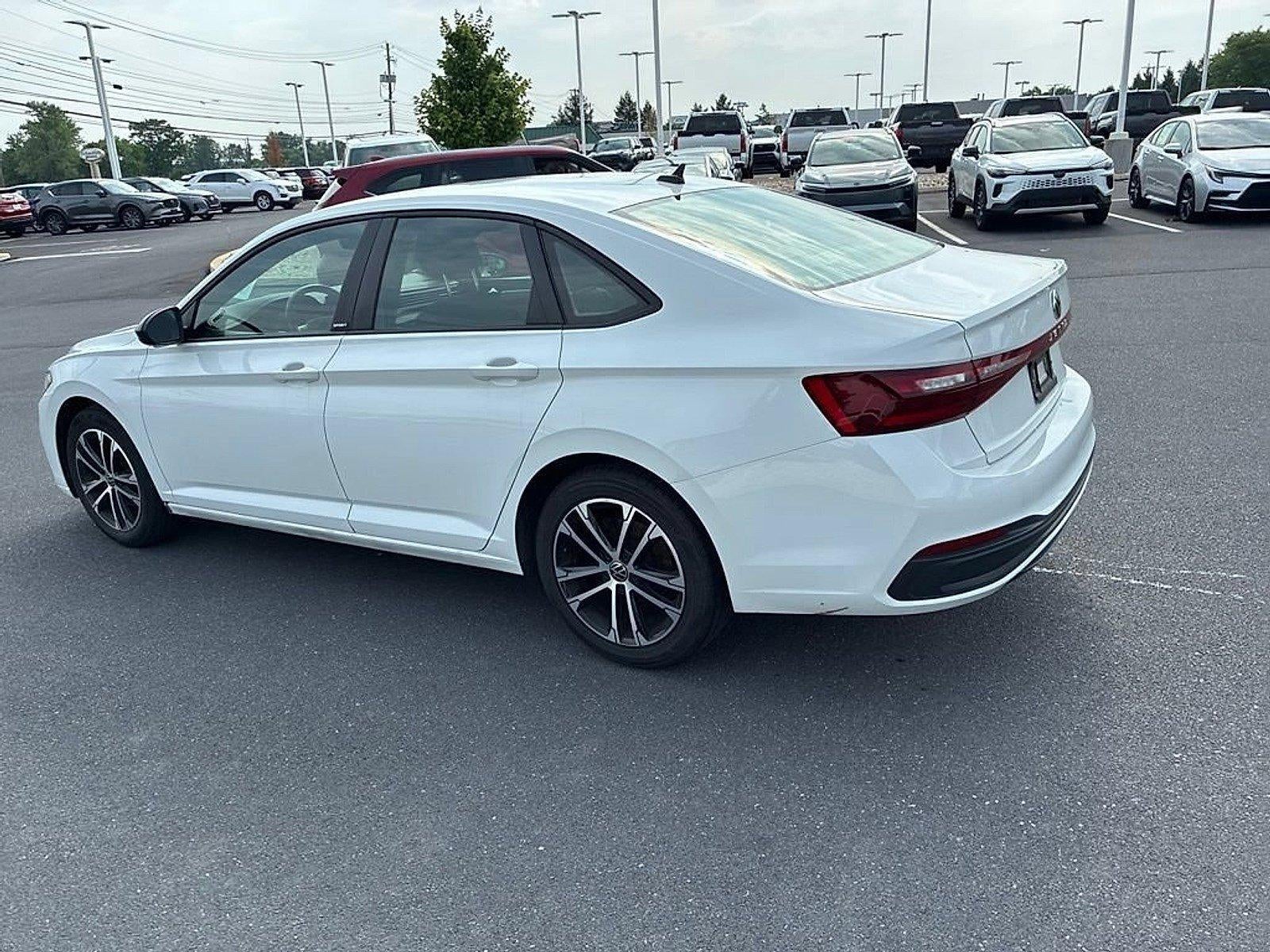 2025 Volkswagen Jetta Sport Auto