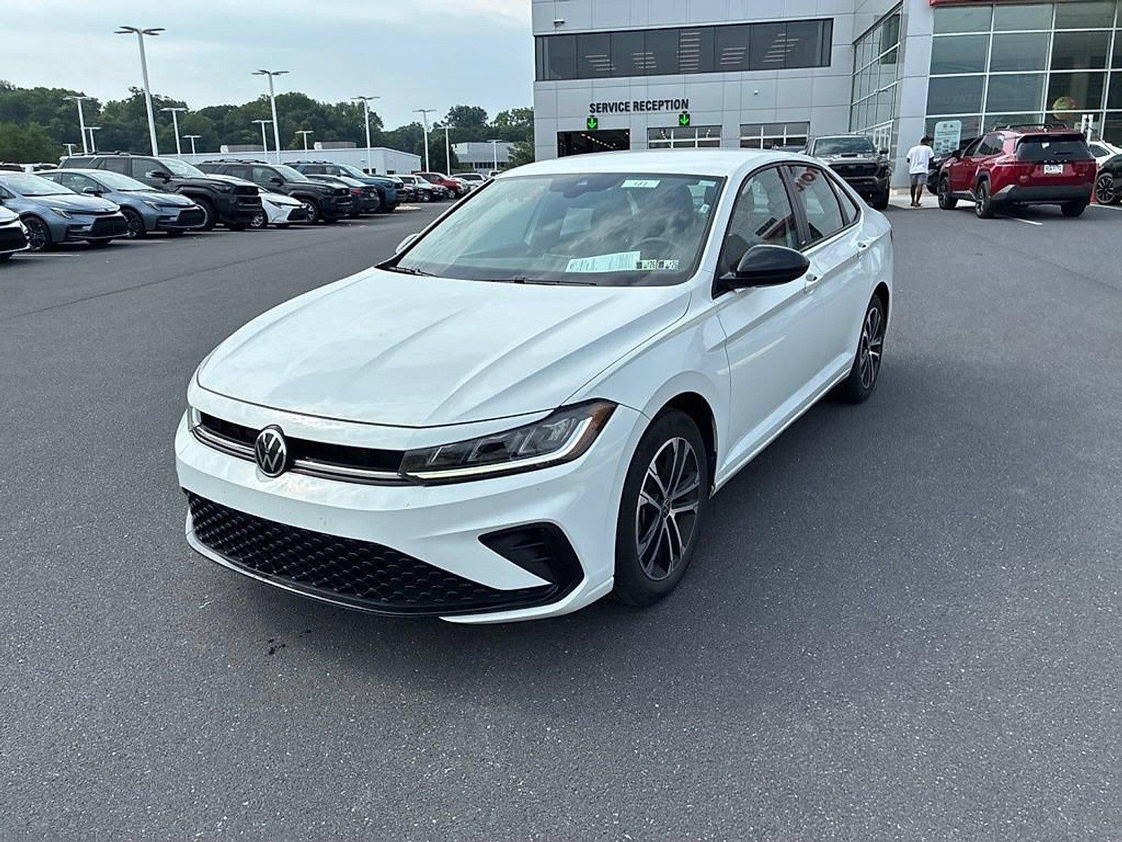 2025 Volkswagen Jetta Sport Auto
