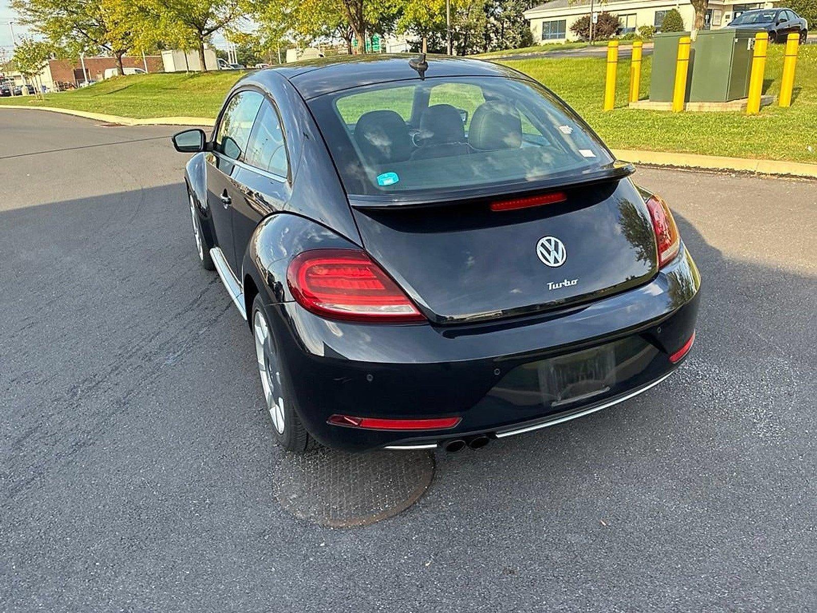 2019 Volkswagen Beetle SE Auto