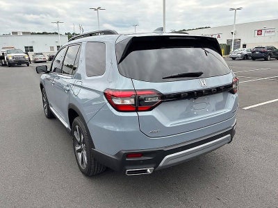 2025 Honda Pilot Touring AWD