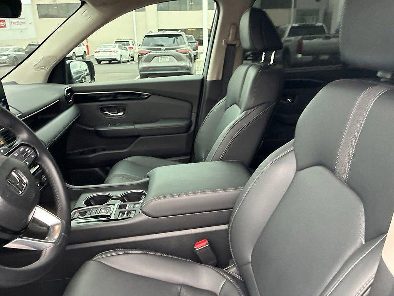 2025 Honda Pilot Touring AWD