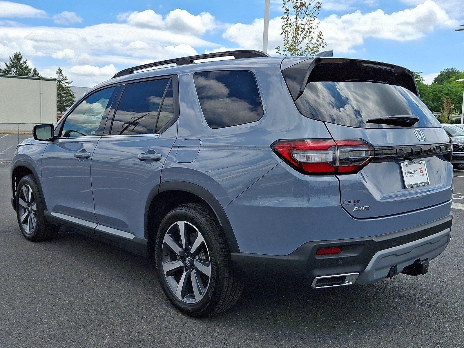 2025 Honda Pilot Touring AWD