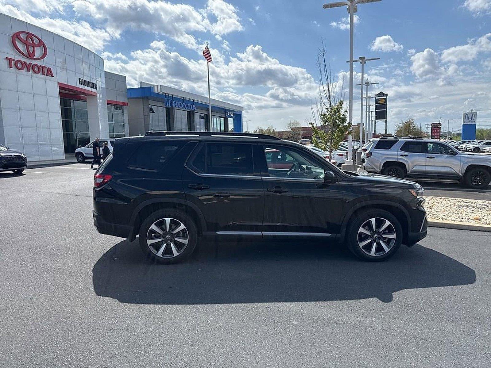 2023 Honda Pilot Elite AWD