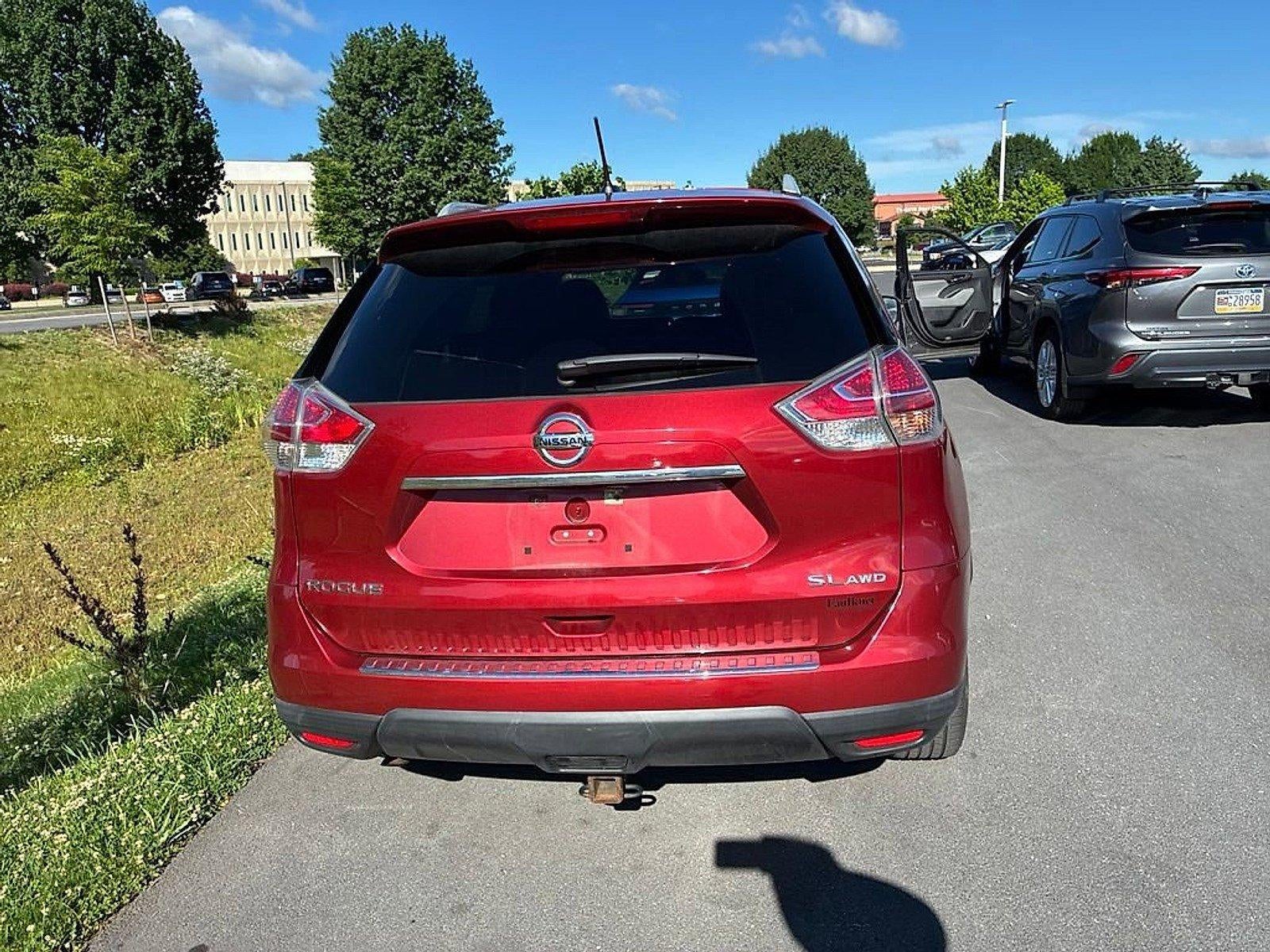 2016 Nissan Rogue AWD 4dr SL