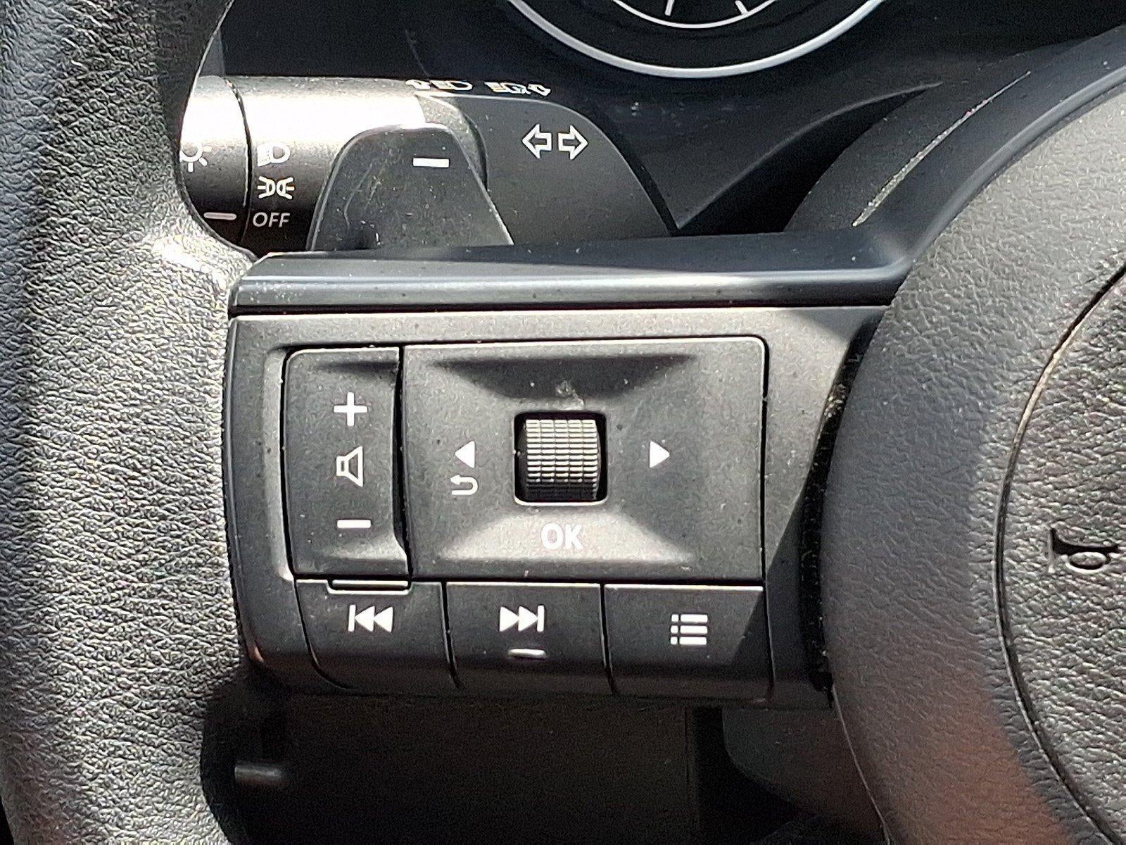 2024 Nissan Rogue AWD SV