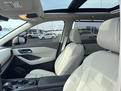 2024 Nissan Rogue AWD SV