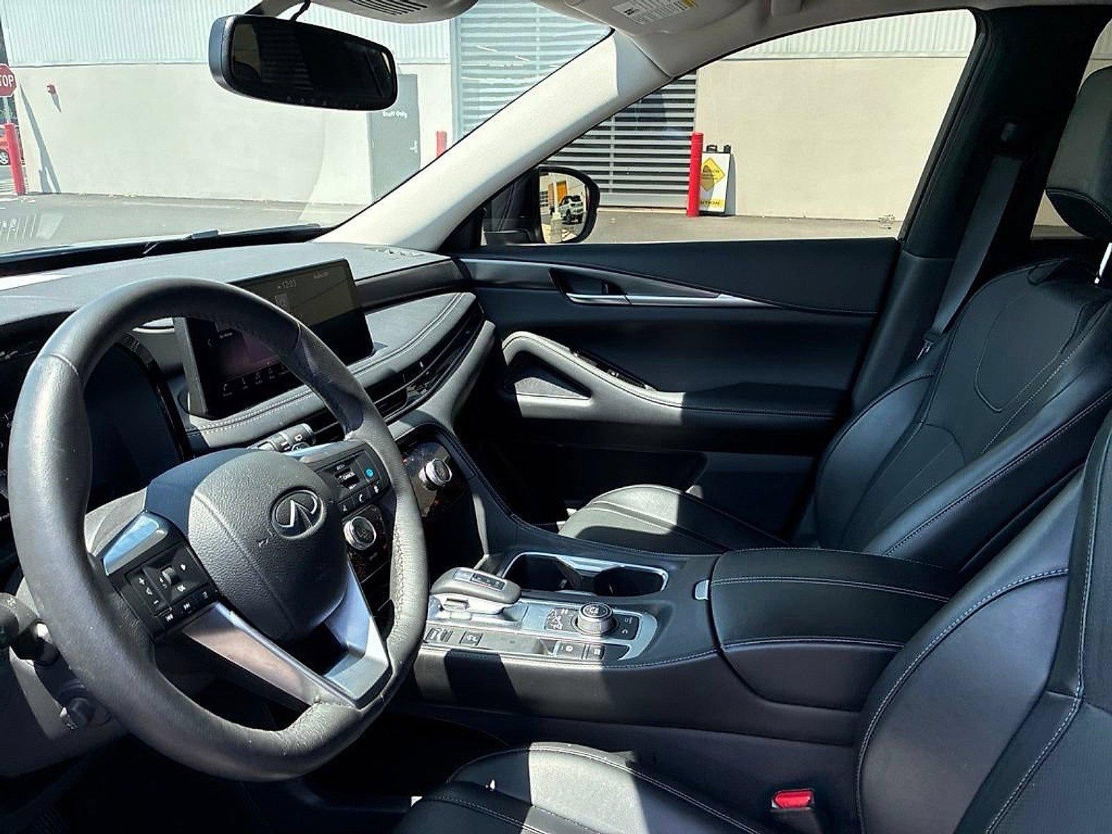2022 INFINITI QX60 LUXE AWD