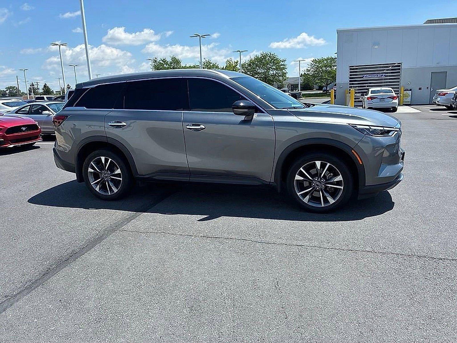 2022 INFINITI QX60 LUXE AWD