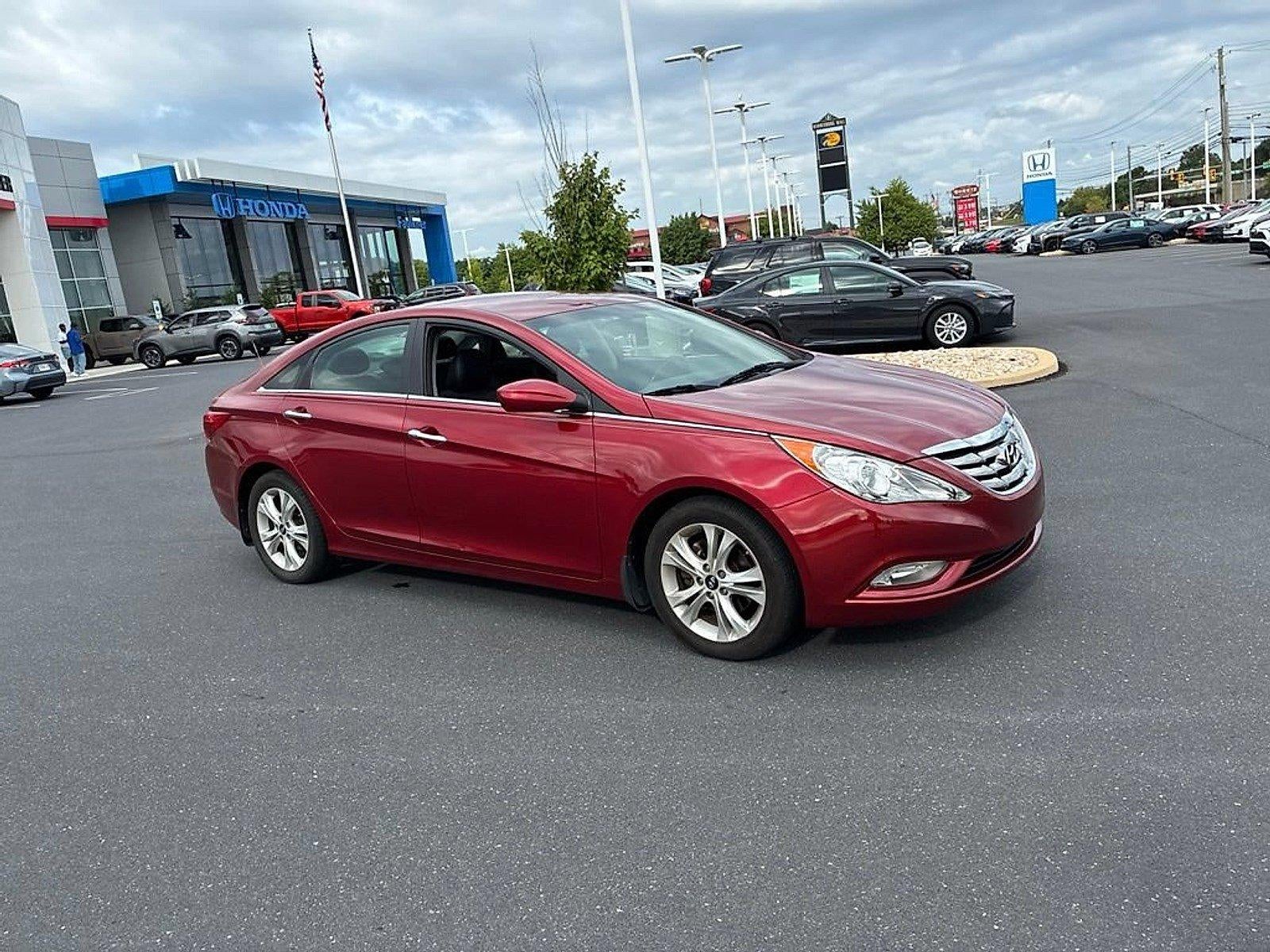 2013 Hyundai SONATA 4Dr Sdn 2.4L Auto SE