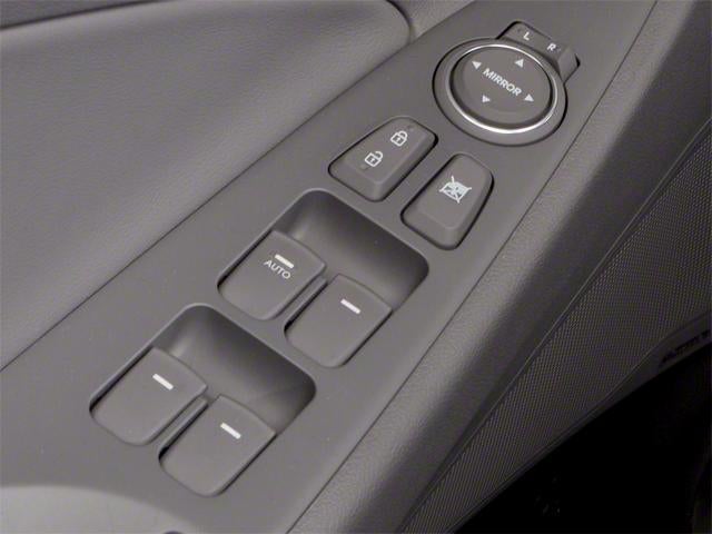 2013 Hyundai SONATA 4Dr Sdn 2.4L Auto SE