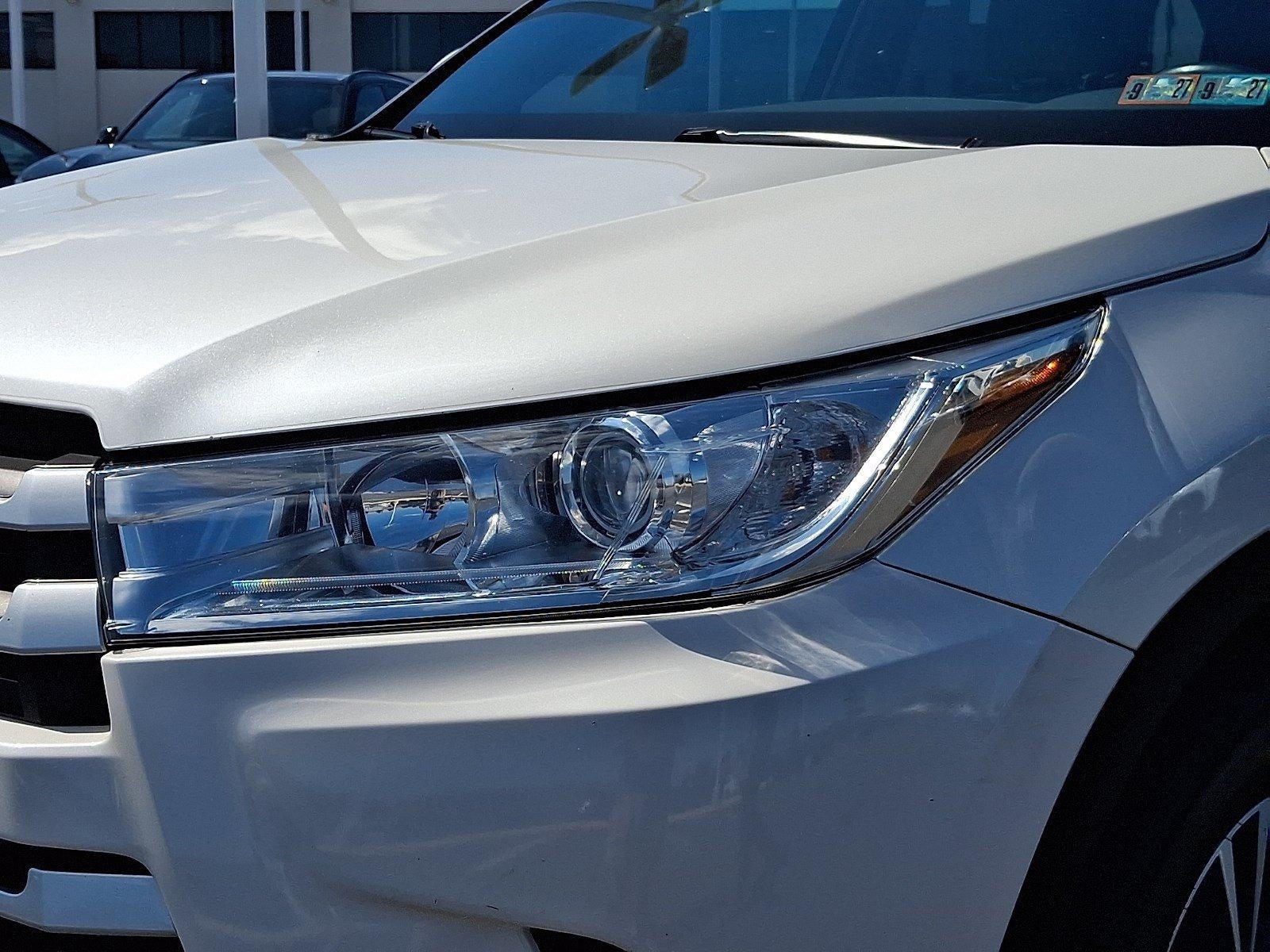 2019 Toyota Highlander LE Plus V6 FWD (SE)