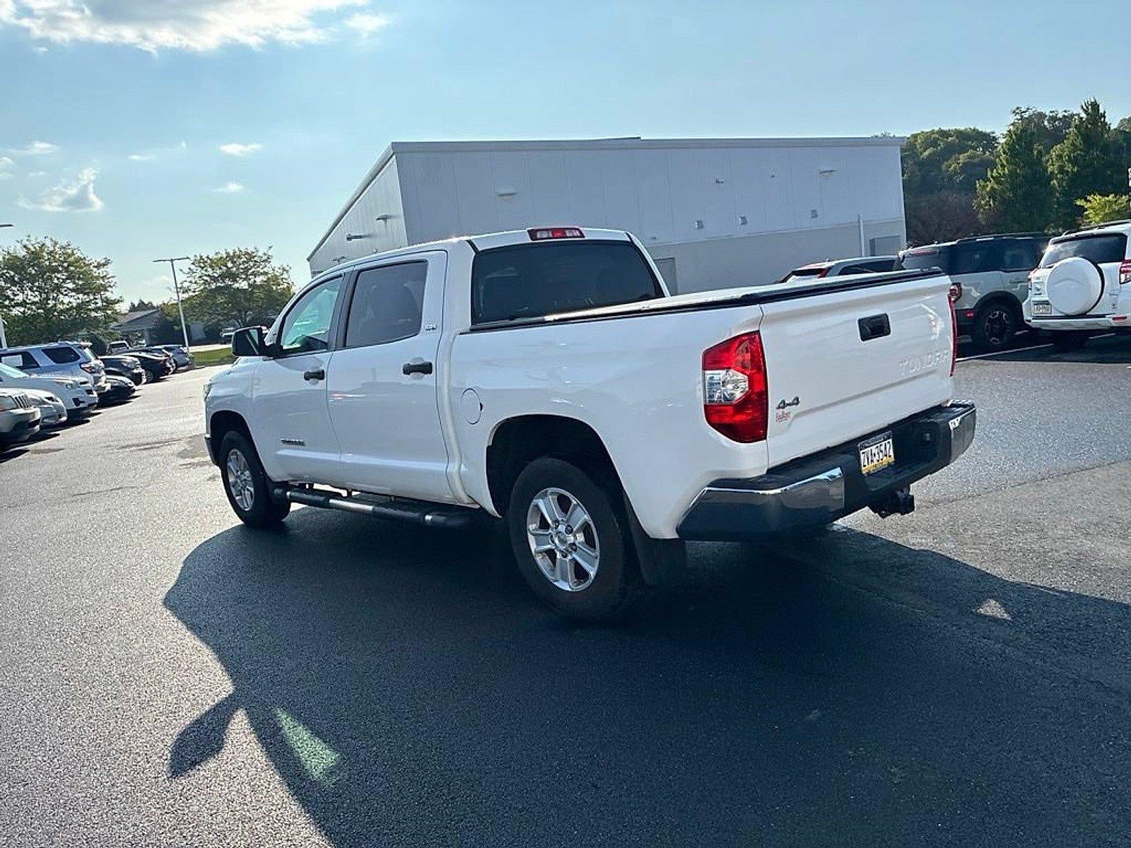 2019 Toyota Tundra 4WD 4WD SR5 CrewMax 5.5' Bed 4.6L (Natl)