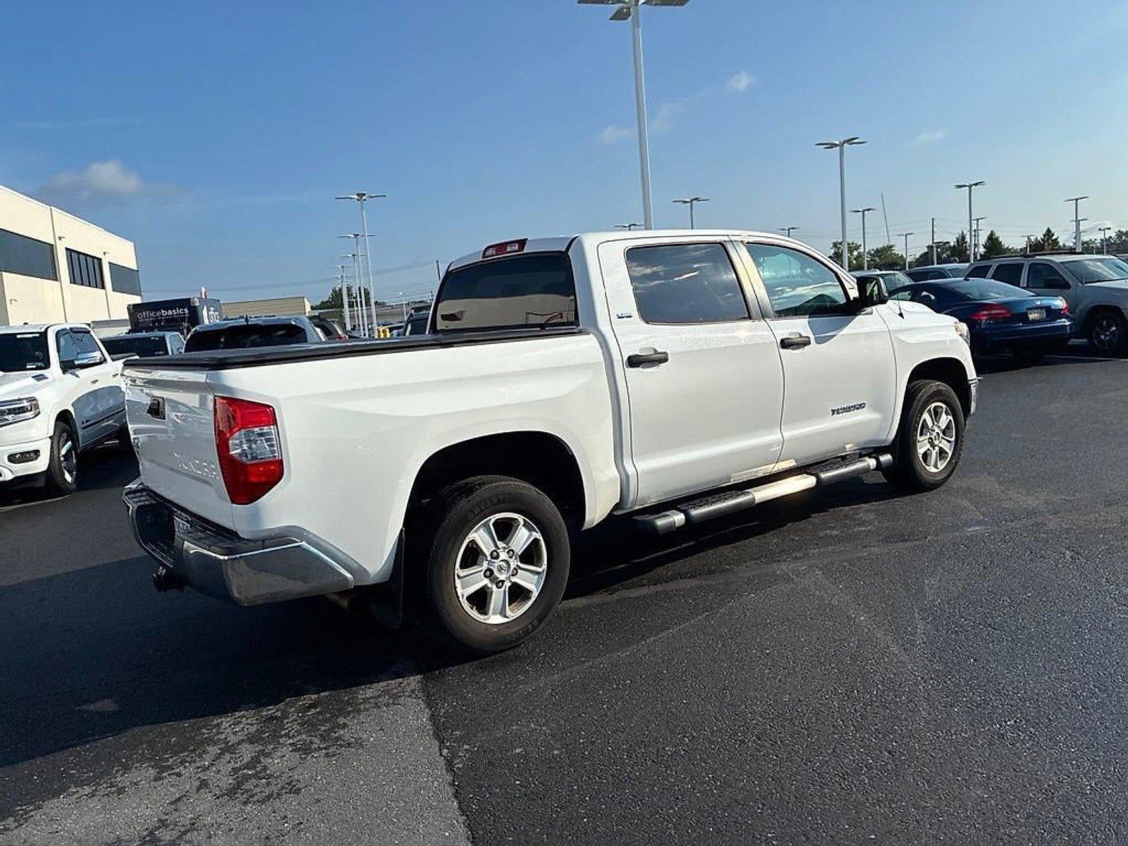 2019 Toyota Tundra 4WD 4WD SR5 CrewMax 5.5' Bed 4.6L (Natl)
