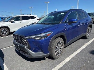 2023 Toyota Corolla Cross XLE 4WD (Natl)