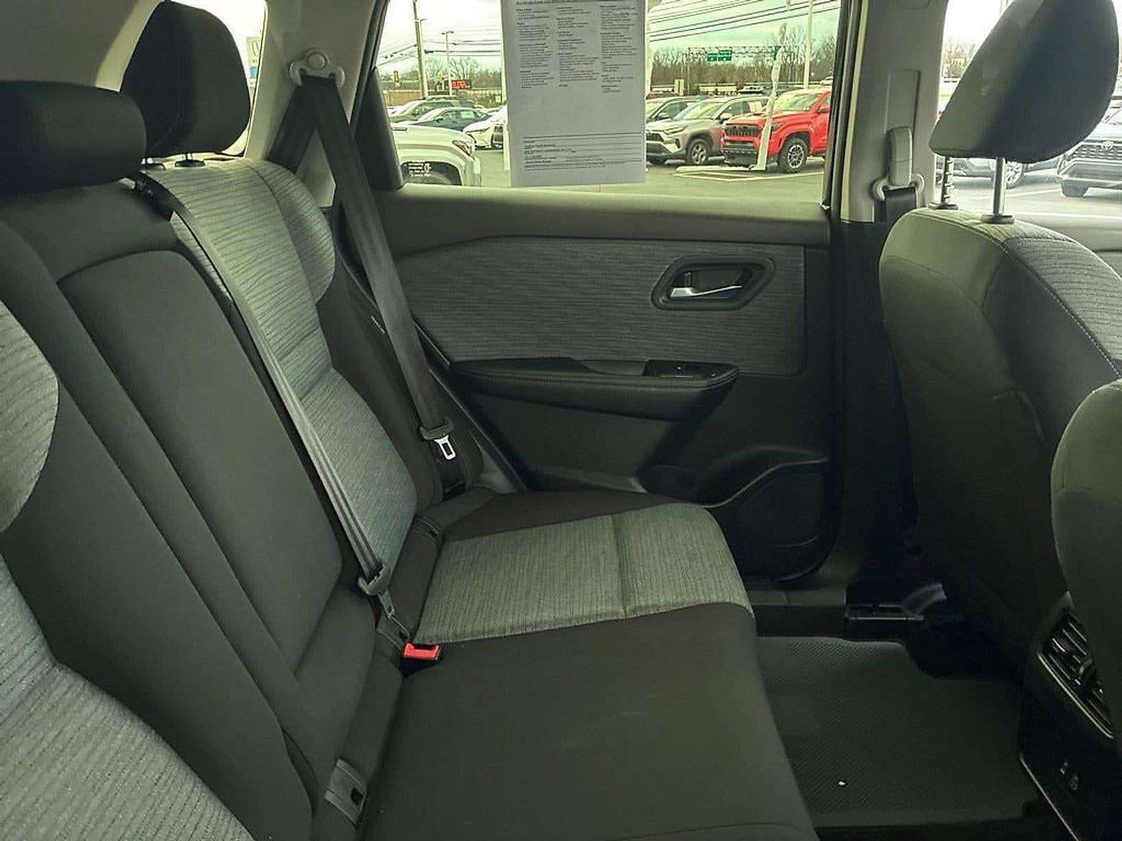 2023 Nissan Rogue AWD SV