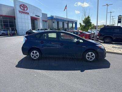 2013 Toyota Prius 5dr HB Two (Natl)