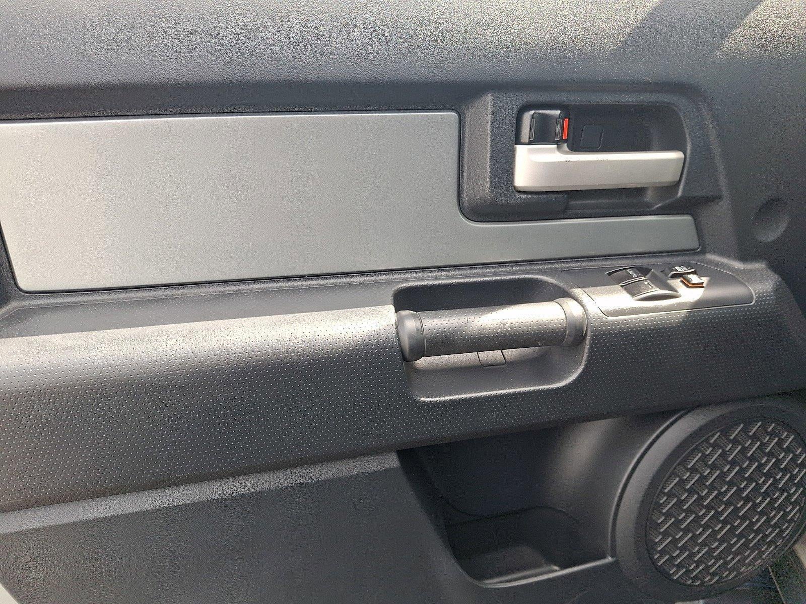 2010 Toyota FJ Cruiser 4WD 4dr Man (Natl)