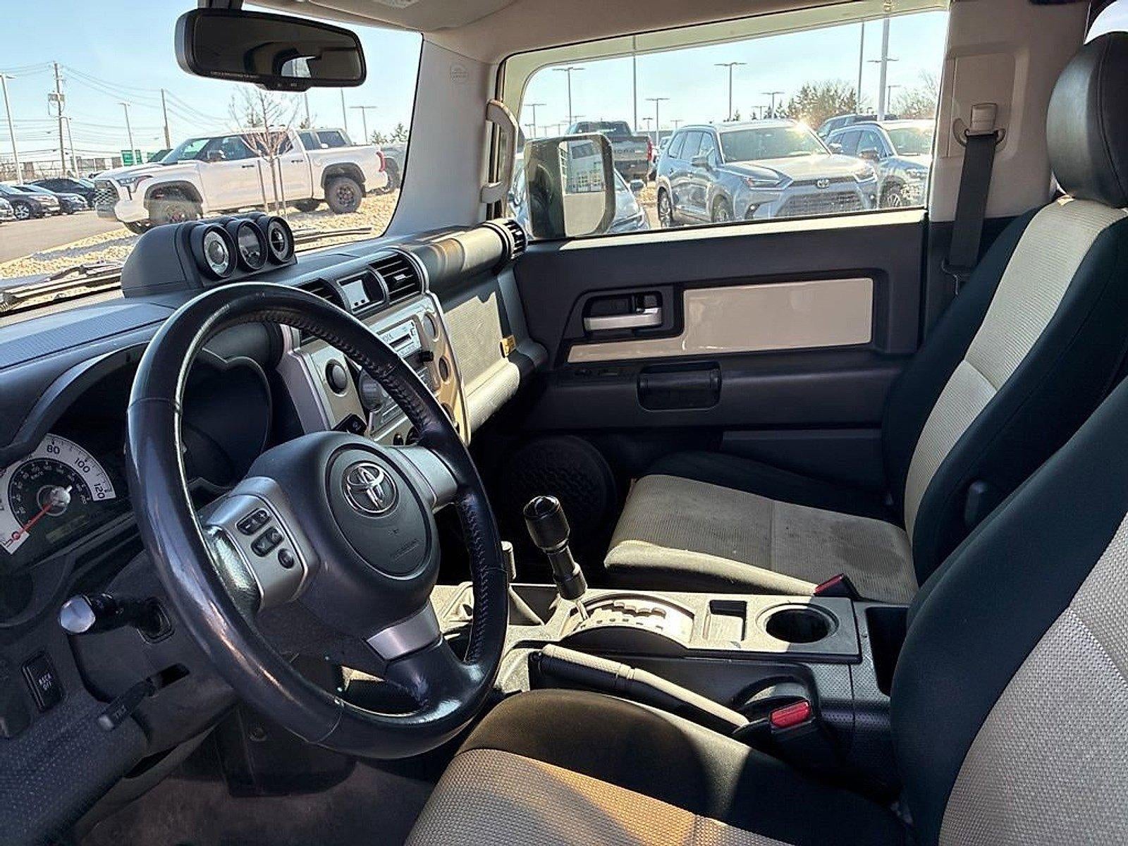 2010 Toyota FJ Cruiser 4WD 4dr Auto (Natl)