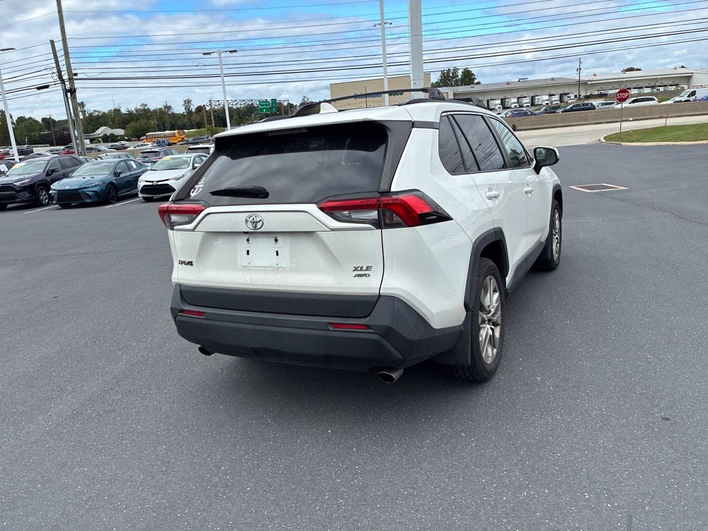 2019 Toyota RAV4 XLE Premium