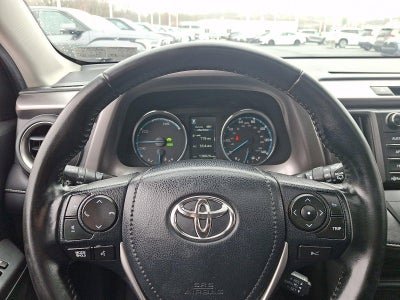 2017 Toyota RAV4 Hybrid XLE AWD (Natl)