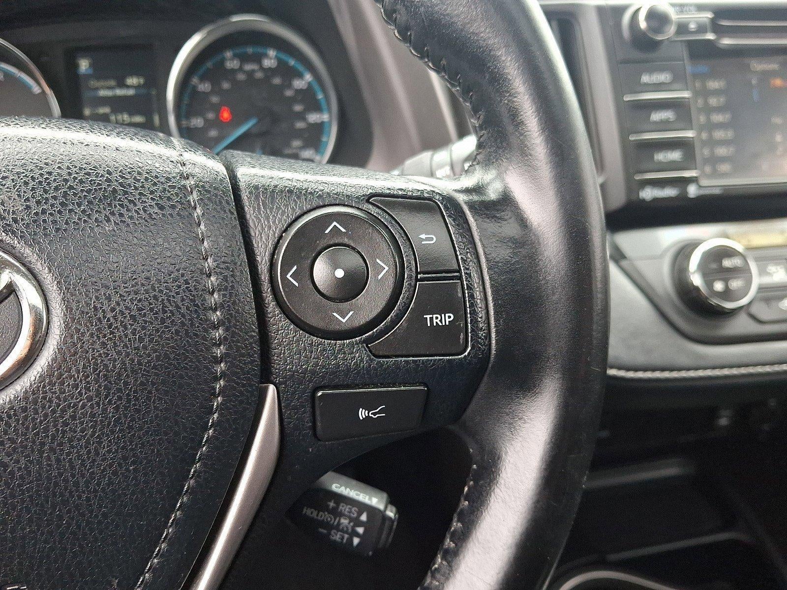 2017 Toyota RAV4 Hybrid XLE AWD (Natl)