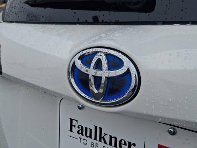 2017 Toyota RAV4 Hybrid XLE AWD (Natl)