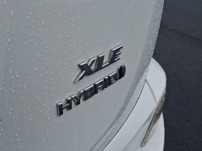 2017 Toyota RAV4 Hybrid XLE AWD (Natl)