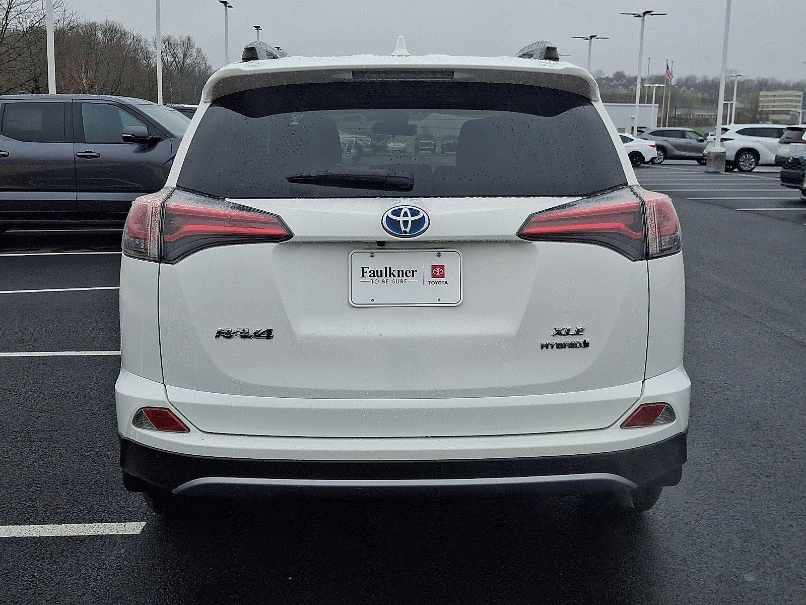 2017 Toyota RAV4 Hybrid XLE AWD (Natl)