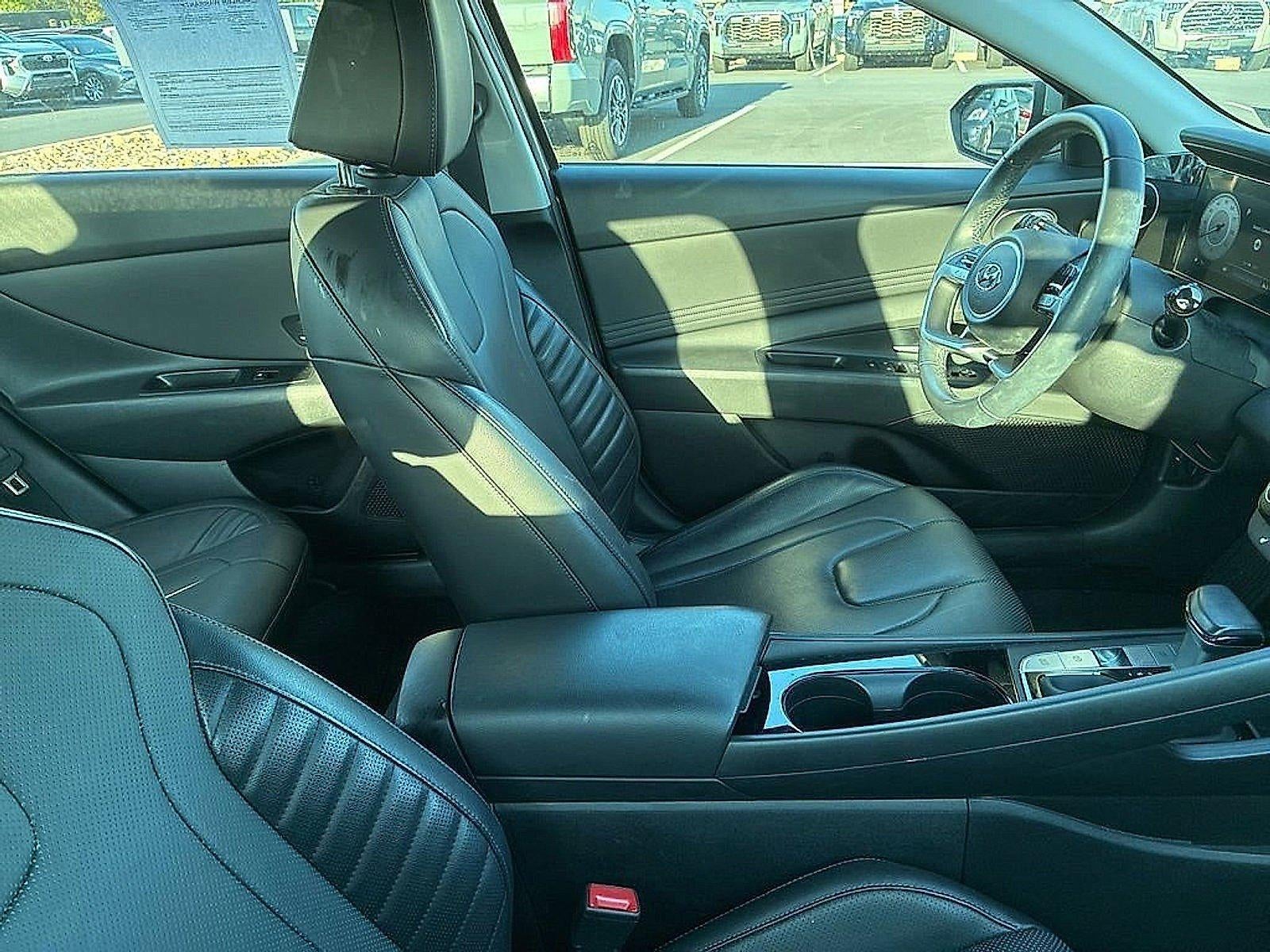 2023 Hyundai ELANTRA Limited IVT