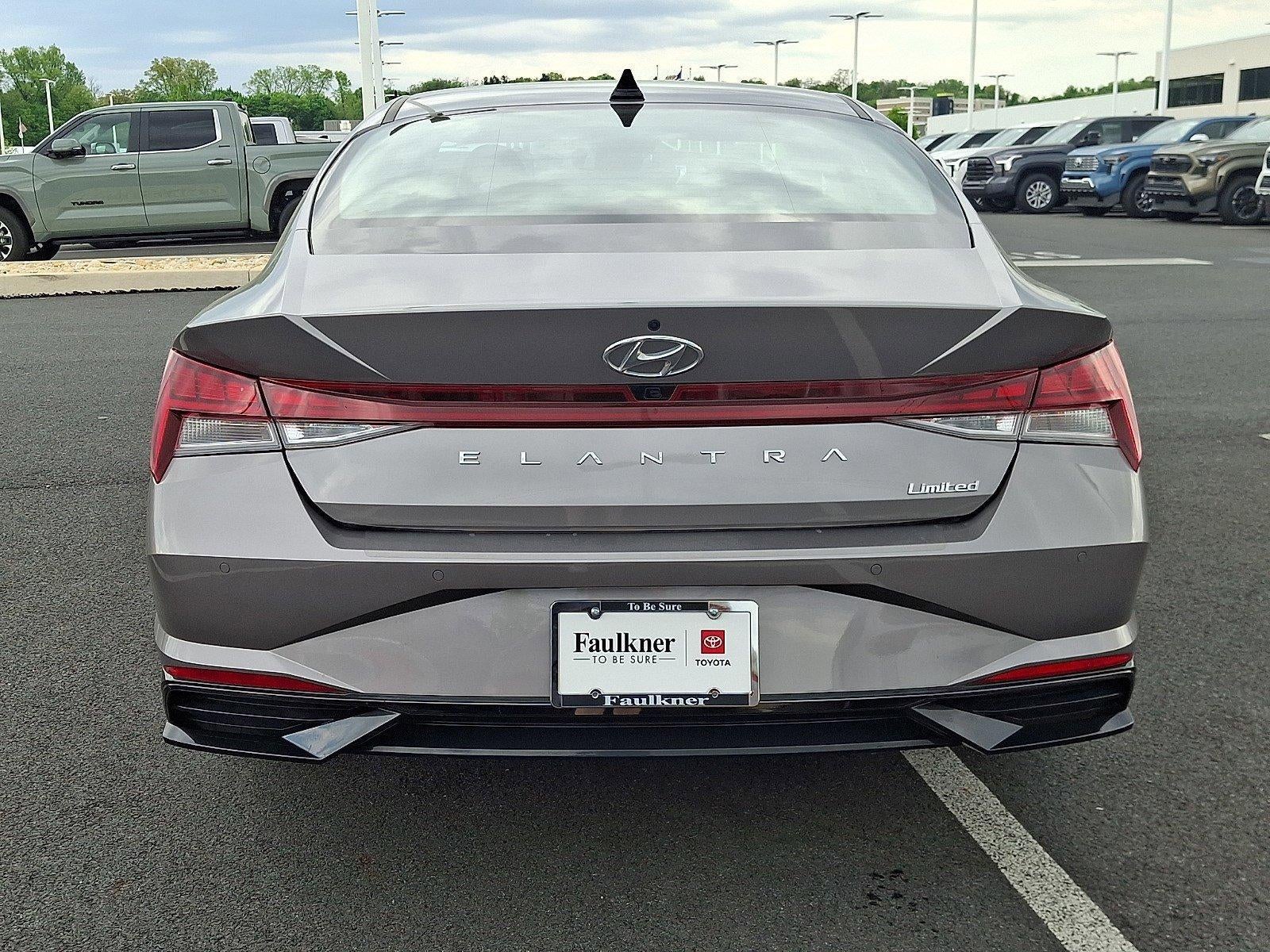 2023 Hyundai ELANTRA Limited IVT