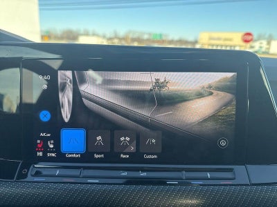 2024 Volkswagen Golf R 2.0T Manual