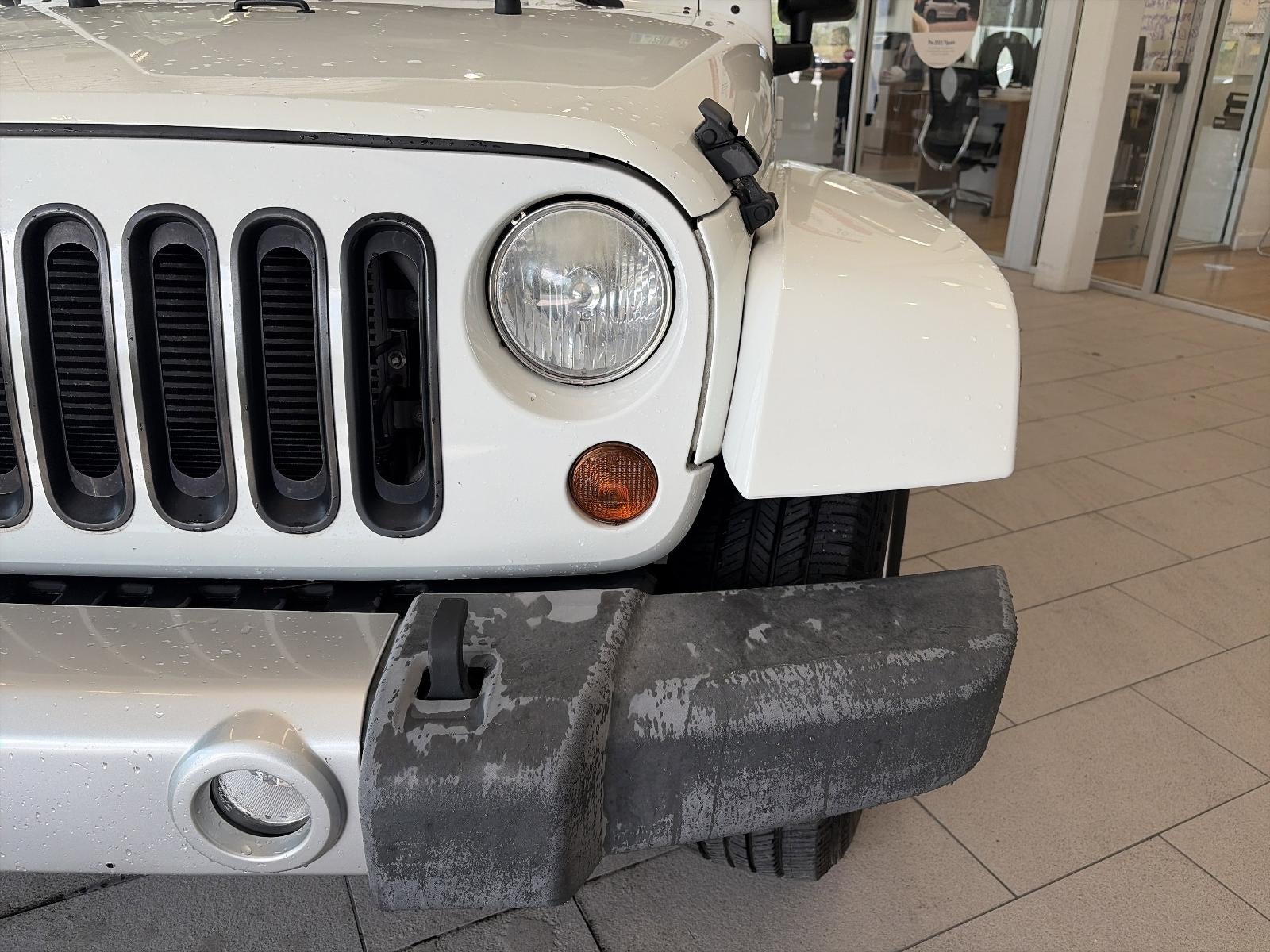 2012 Jeep Wrangler Unlimited 4WD 4dr Sahara