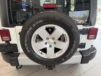 2012 Jeep Wrangler Unlimited 4WD 4dr Sahara