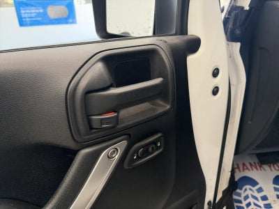 2012 Jeep Wrangler Unlimited 4WD 4dr Sahara