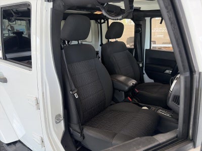 2012 Jeep Wrangler Unlimited 4WD 4dr Sahara