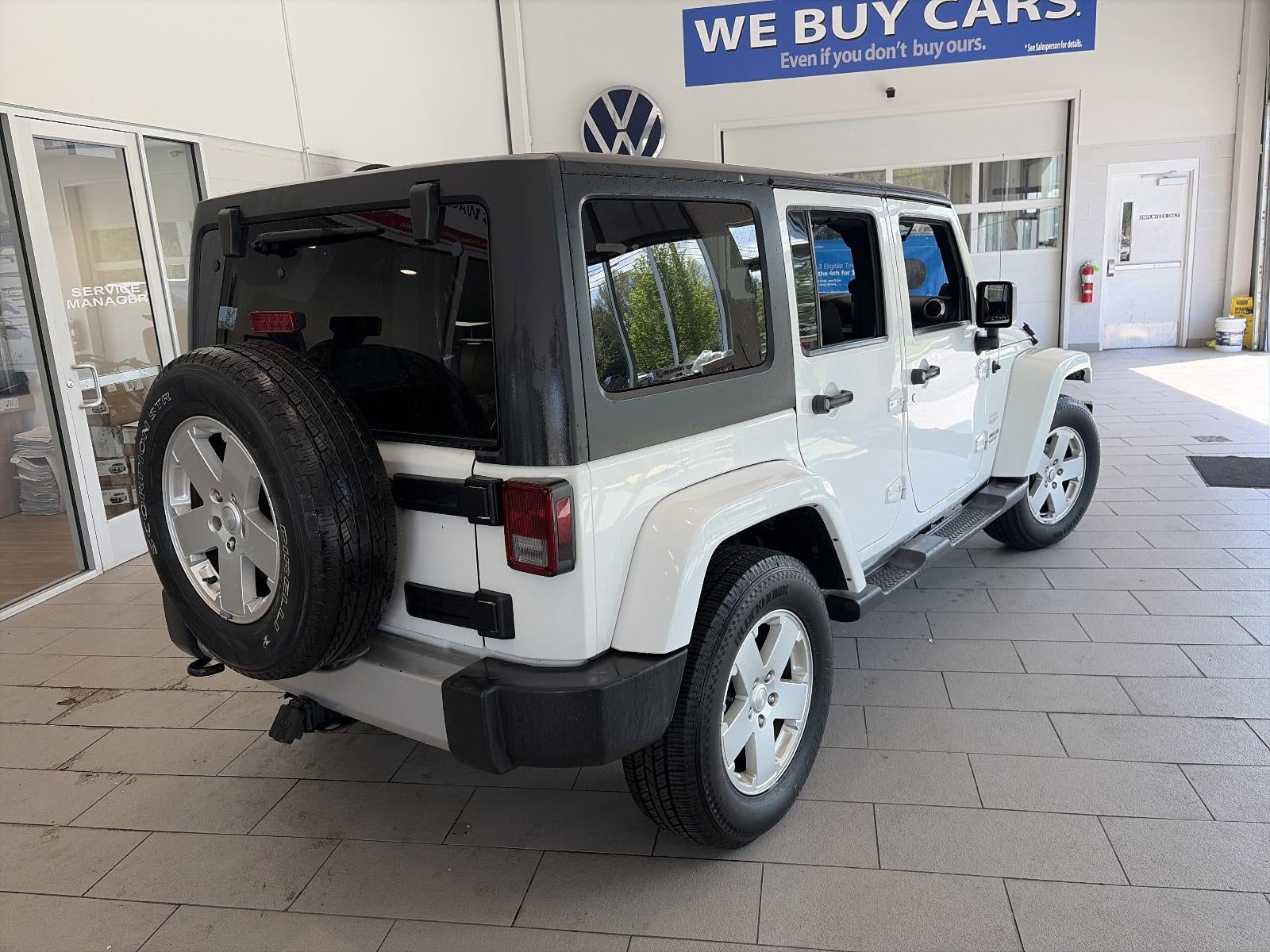 2012 Jeep Wrangler Unlimited 4WD 4dr Sahara