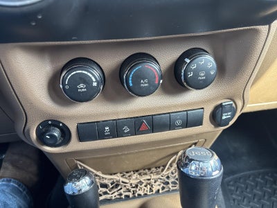 2017 Jeep Wrangler Unlimited Sahara 4x4