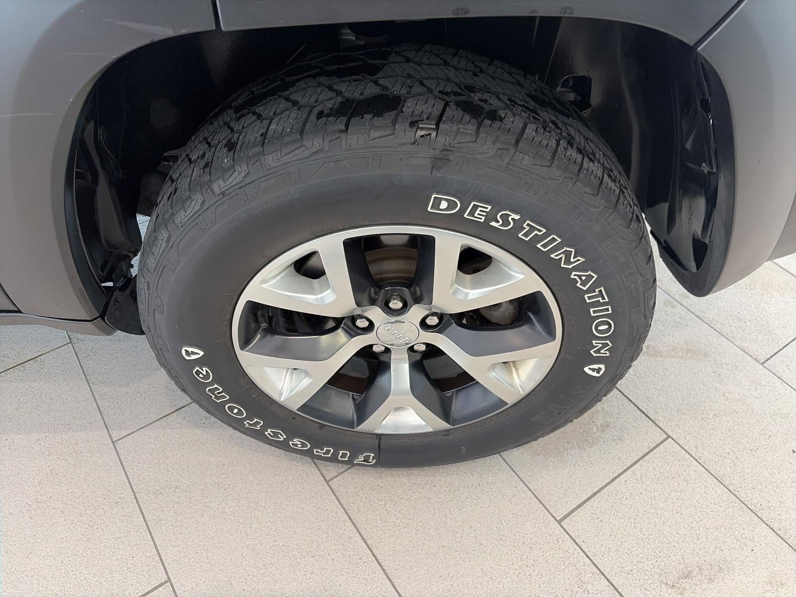 2016 Jeep Cherokee 4WD 4dr Trailhawk