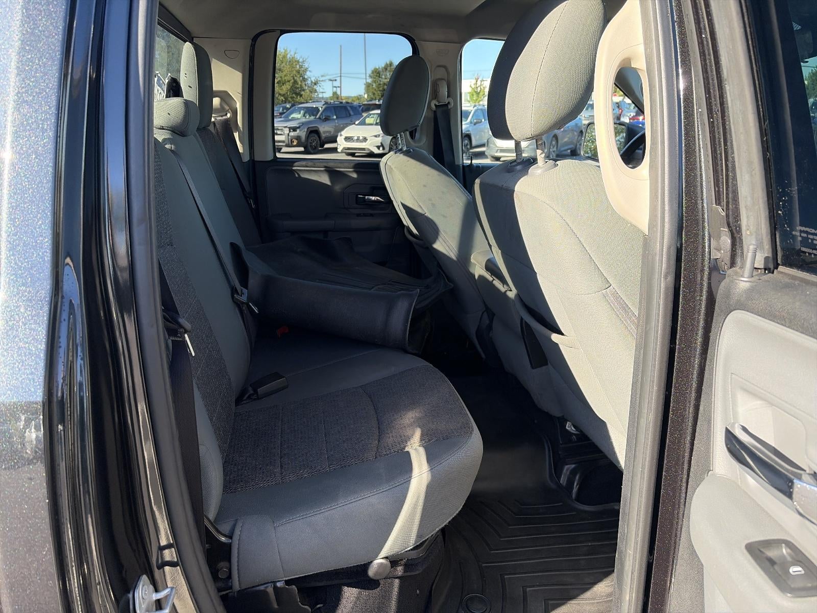 2016 RAM 1500 4WD Quad Cab 6.4 Ft Box Big Horn