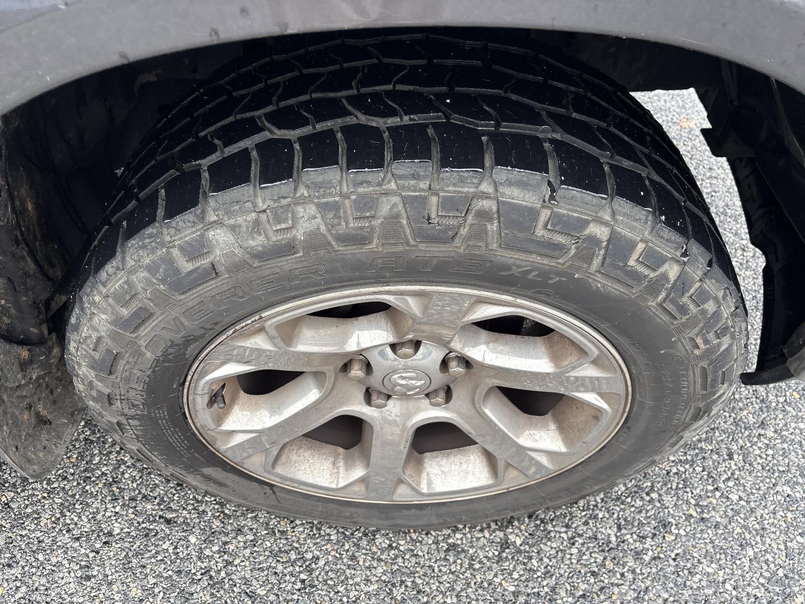 2017 RAM 1500 Laramie 4x4 Crew Cab 6'4" Box