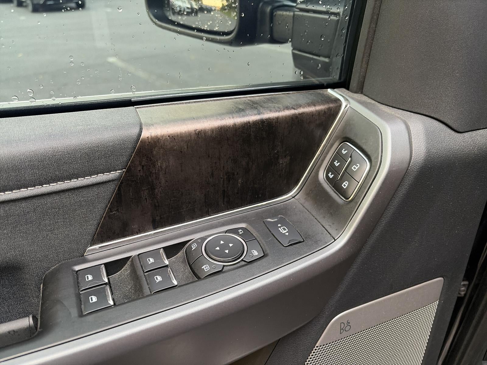 2025 Ford Super Duty F-250 SRW LARIAT 4WD Crew Cab 6.75' Box