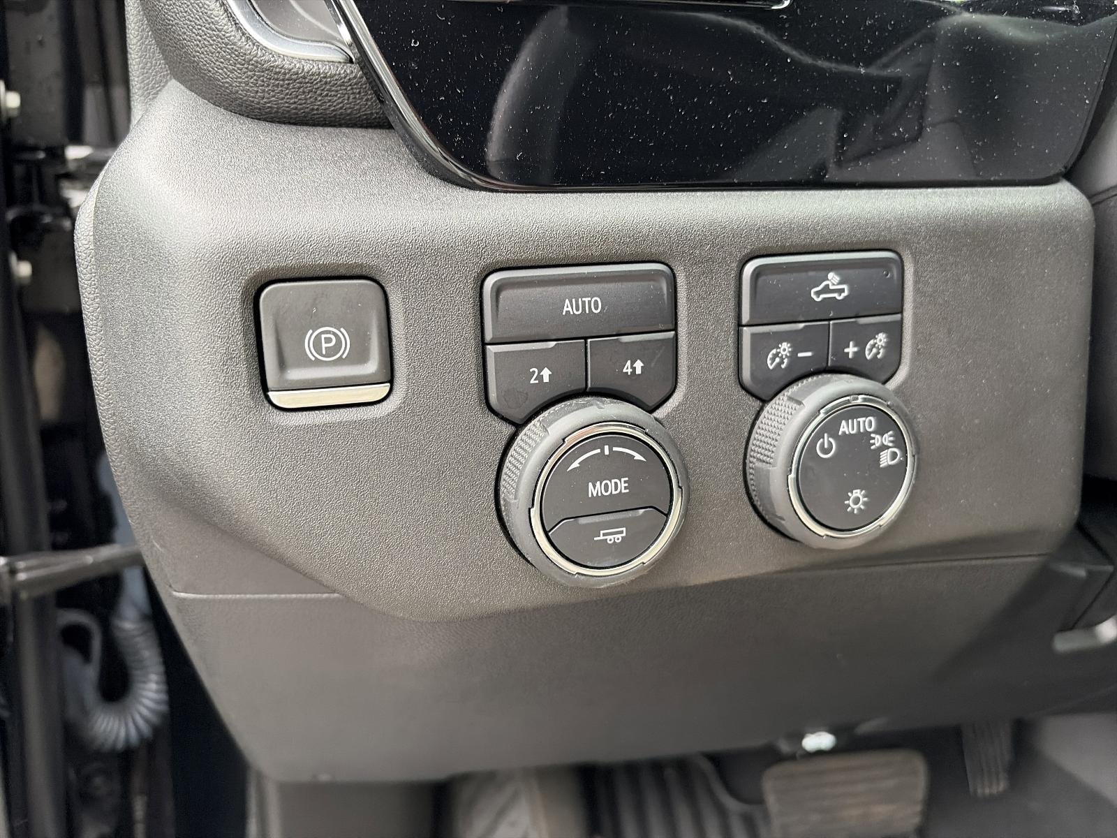 2023 Chevrolet Silverado 1500 Crew Cab Short Box 4-Wheel Drive LT 2FL