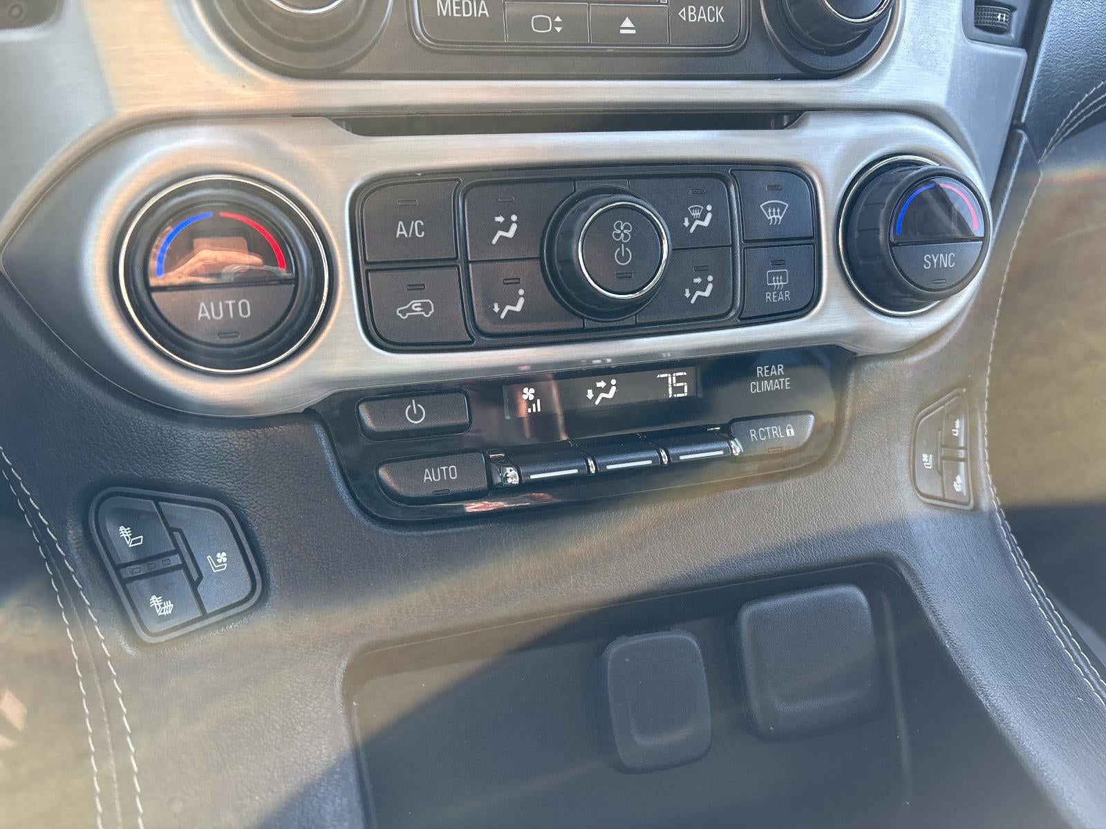 2020 GMC Yukon XL 4WD 4dr SLT