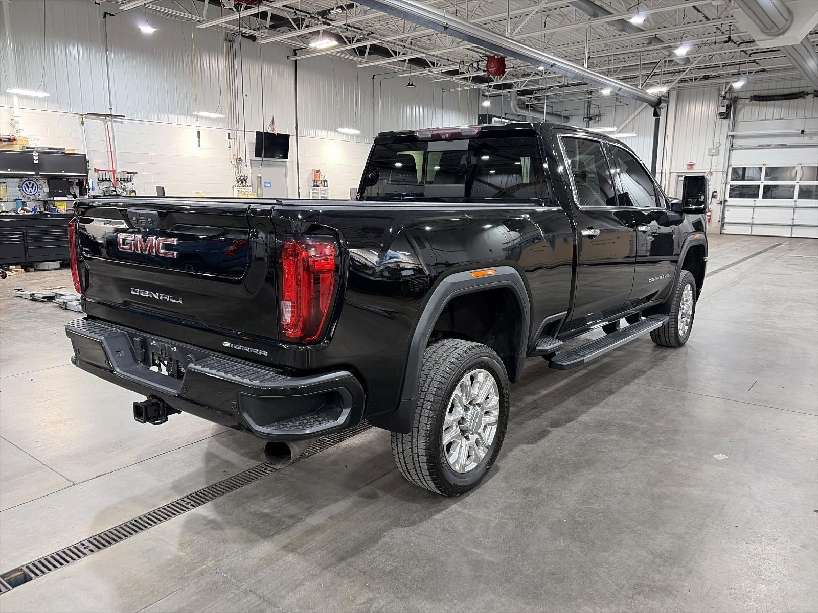 2020 GMC Sierra 2500 HD Crew Cab Standard Box 4-Wheel Drive Denali