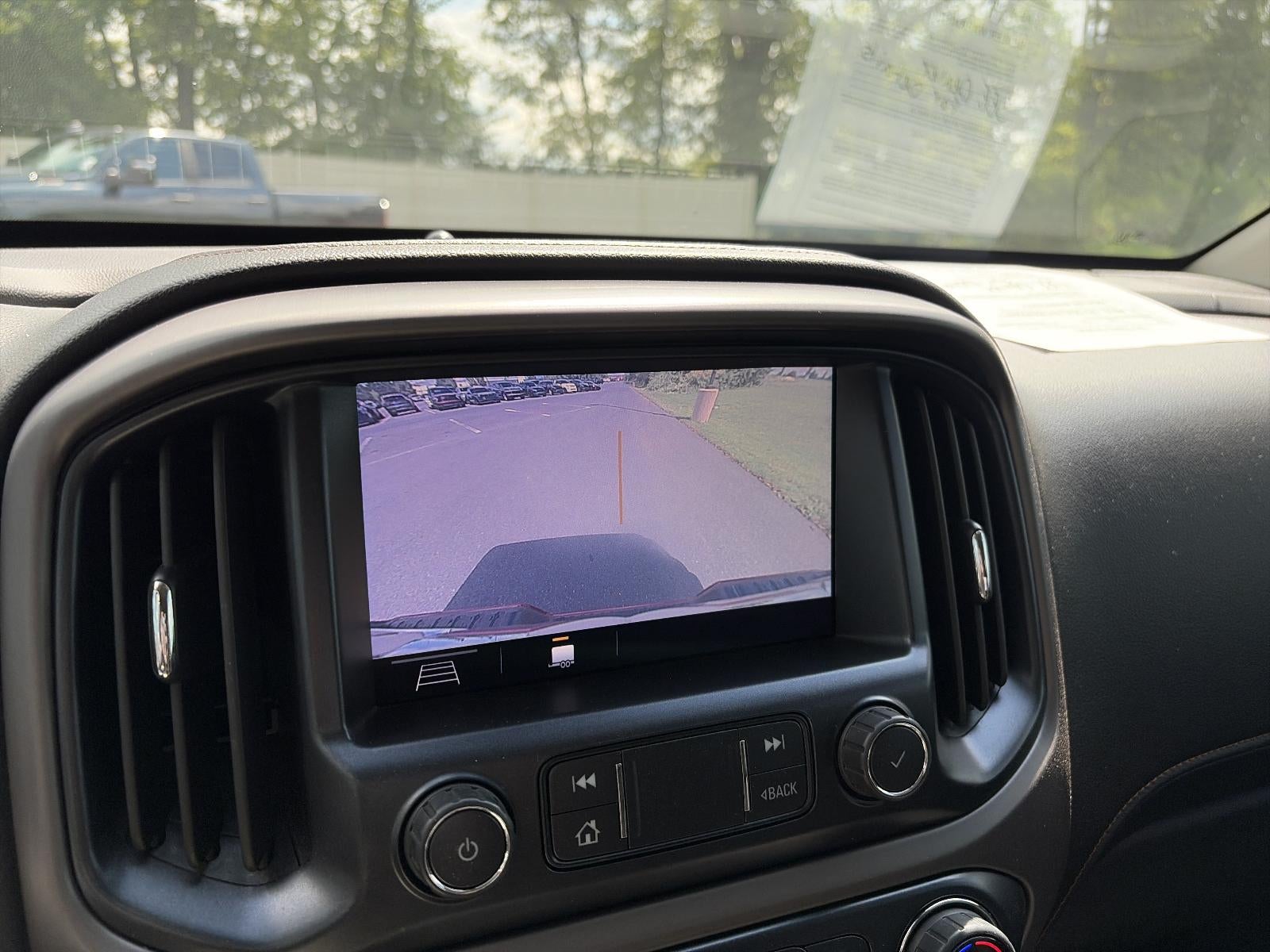 2021 GMC Canyon Crew Cab Short Box 4-Wheel Drive AT4 w/Leather