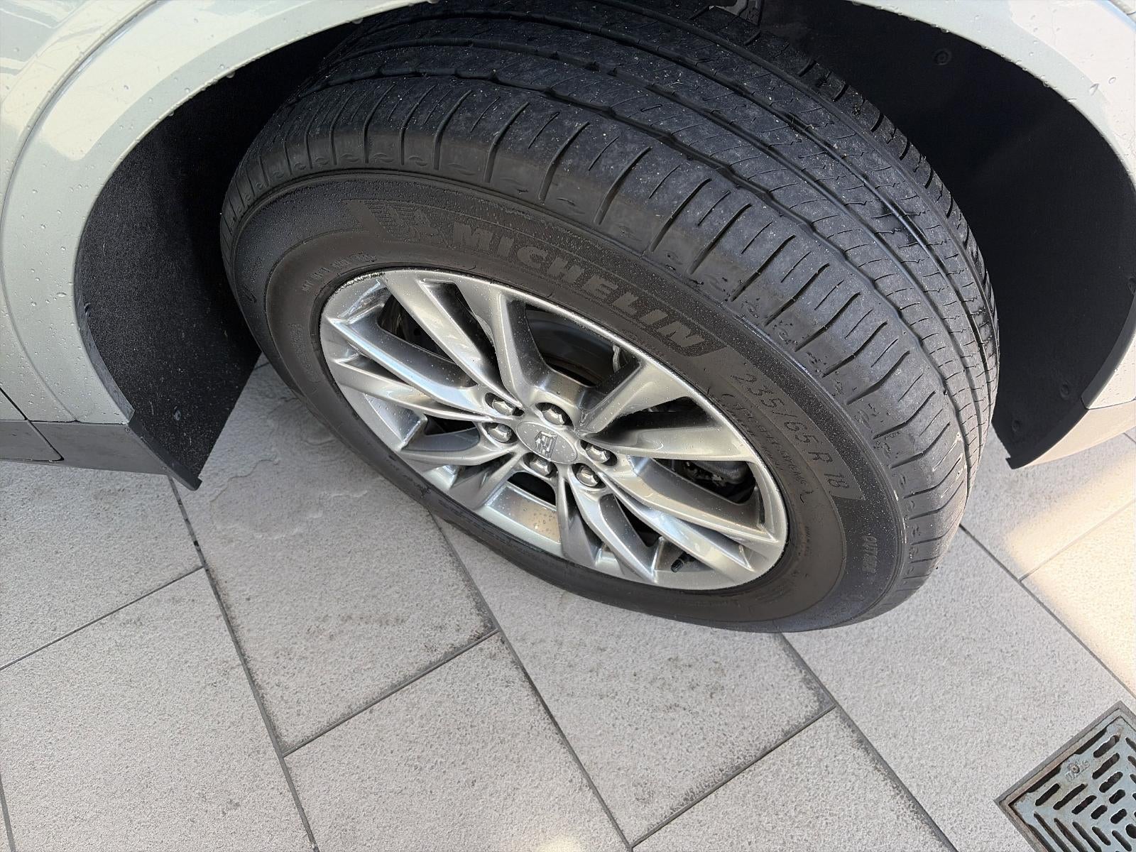 2023 Cadillac XT5 FWD 4dr Premium Luxury